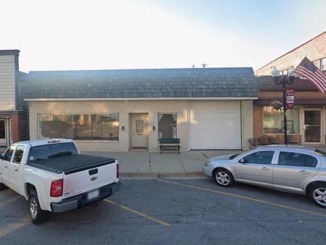 Building Photo - 197 Baldwin St