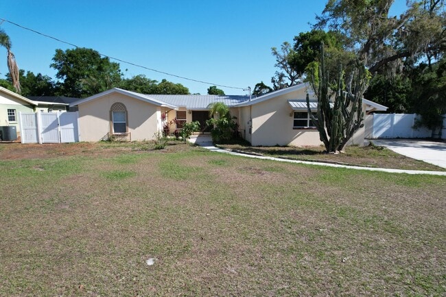 Photo - 3 Bedroom - 2 Bath - 2 Car Garage - Fenced Yard