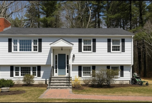 Building Photo - 237 Carlisle Rd Rental