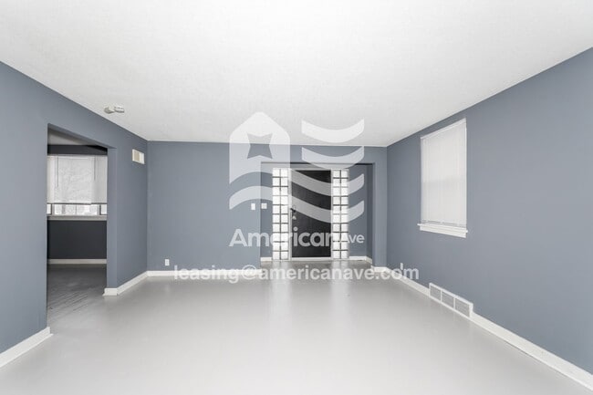 Photo - 1223 Portage Ave