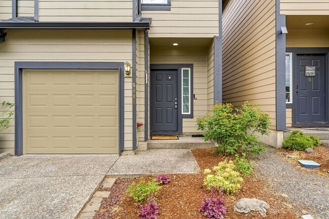 Photo - 3 Bedroom 2.5 Bath Home in Kelly Creek Estates
