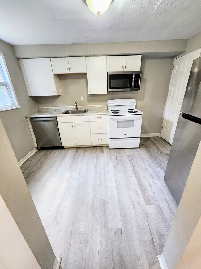 Photo - 456 Idlewood Rd
