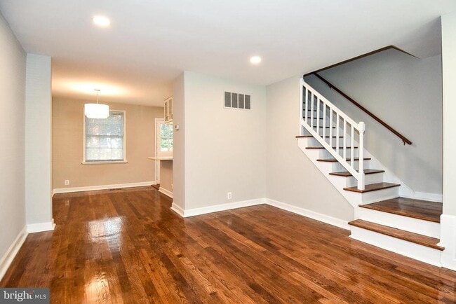 Photo - 3402 S Stafford St