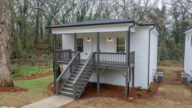 Building Photo - Brand New Construction in Near Downtown Athens