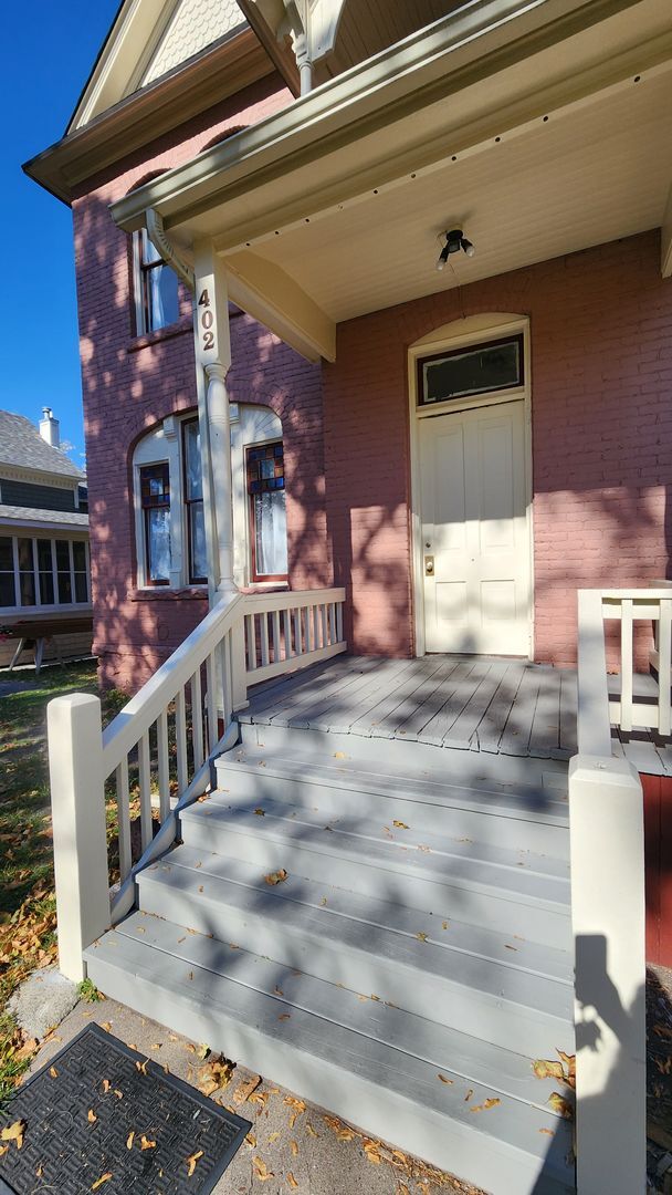 Photo - THI402 Unit 2