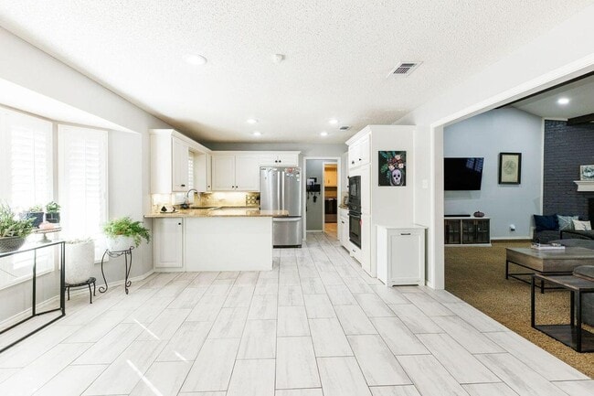 Photo - 5526 75th St Casa