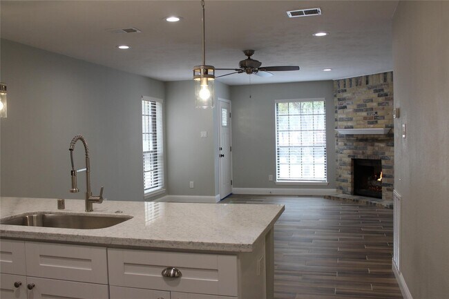 Photo - 55 E White Willow Cir