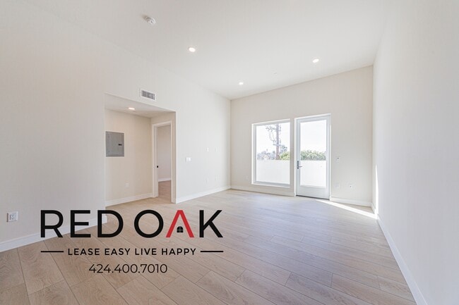 Photo - 5320 Cartwright Ave Unit 205