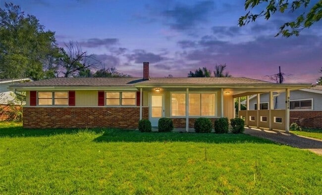 Building Photo - 9828 Omega Dr