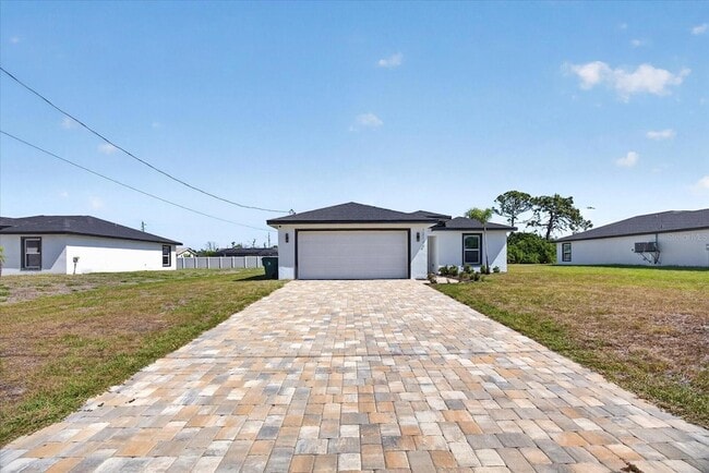 12114 Clarendon Ave