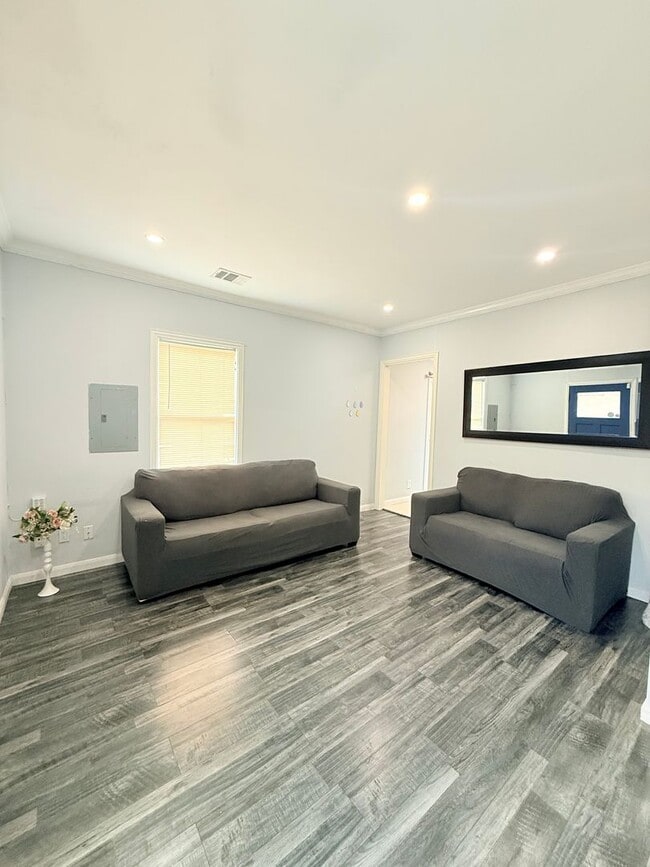 Photo - 941-941 Bayonne St Unit 941