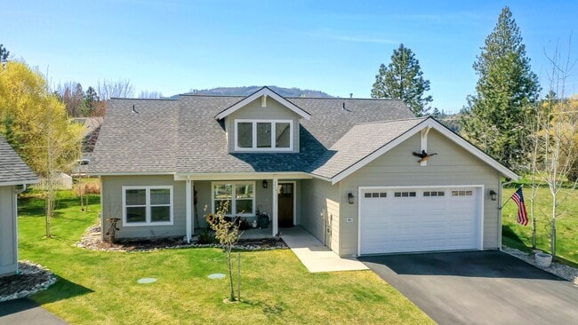 Photo - Beautiful Dover Bay Home - Rent reduced to...