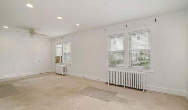 Photo - 20 E Coulter Ave Unit First Floor Apartment