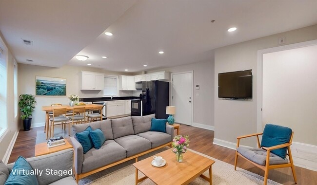 Building Photo - 60 Holworthy St Unit 7