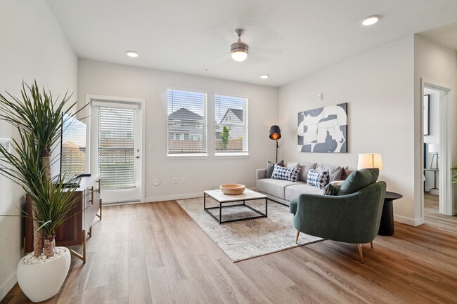 Photo - Solace at Rainier Ridge