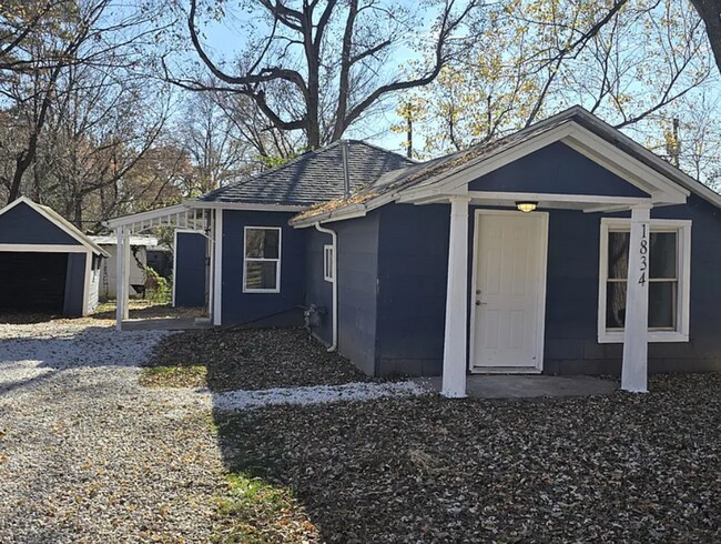 Building Photo - Cute 2 bedroom in East Springfield