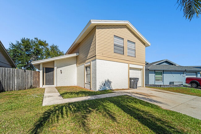 Photo - 10315 Fernbrook Ln