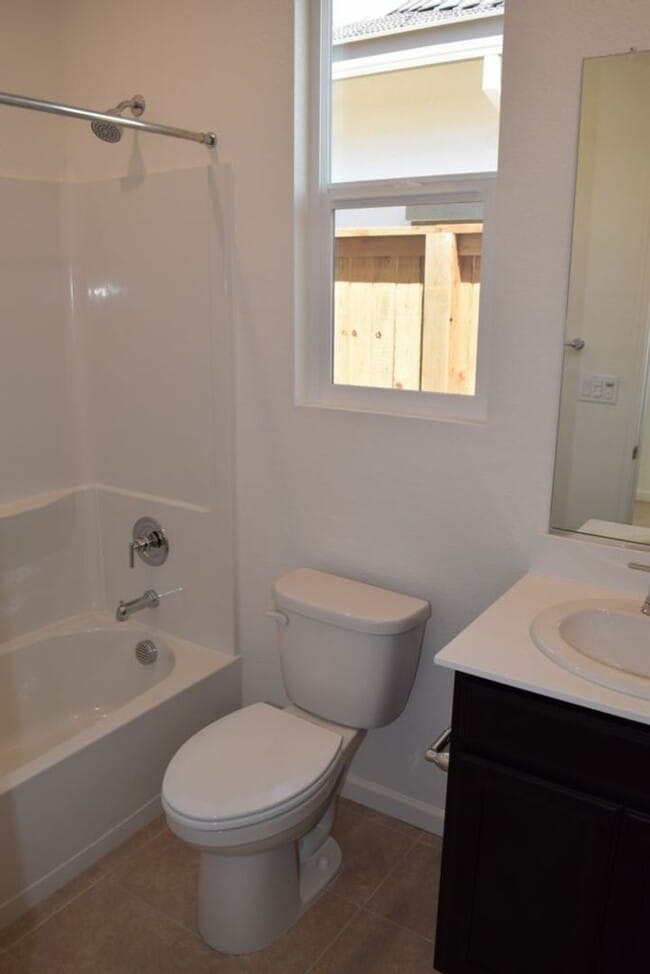 Photo - 1429 Cheetah St