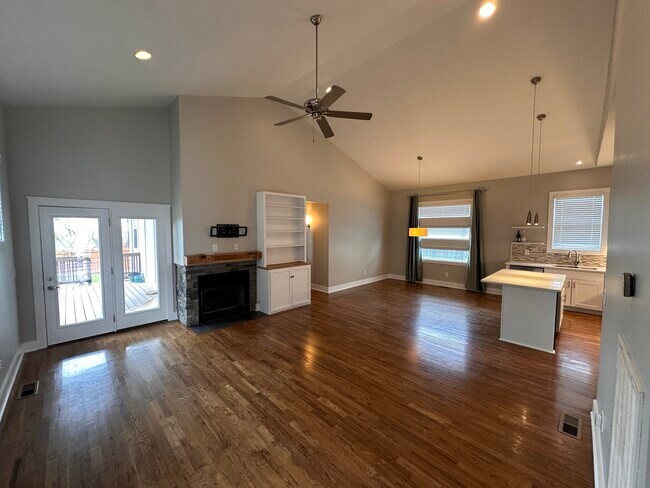 Photo - 4630 Kentucky Ave