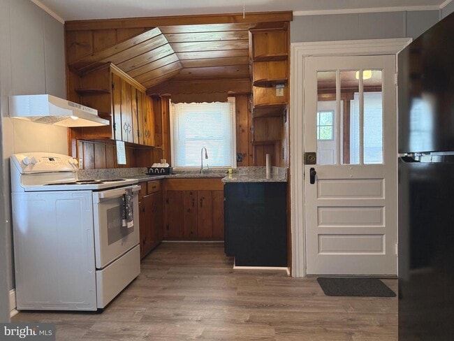 Photo - 129 Hillcrest Dr