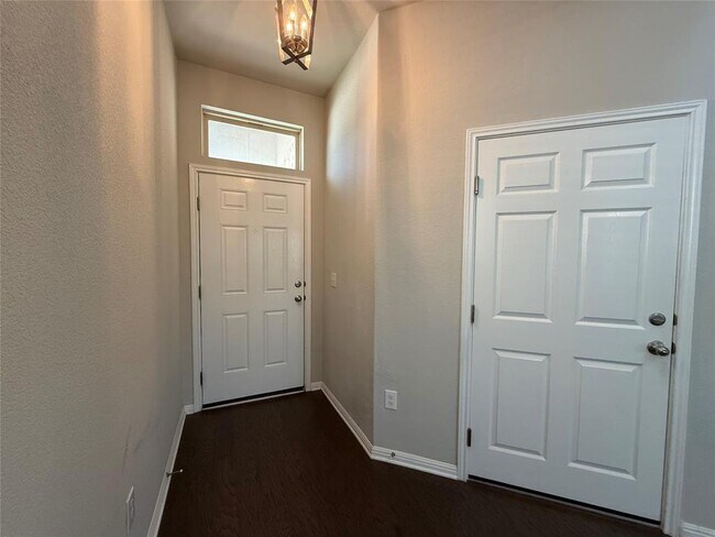 Photo - 3240 E Whitestone Blvd