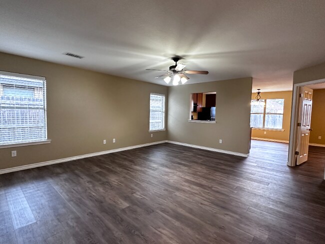 Photo - 5109 Graceland Dr