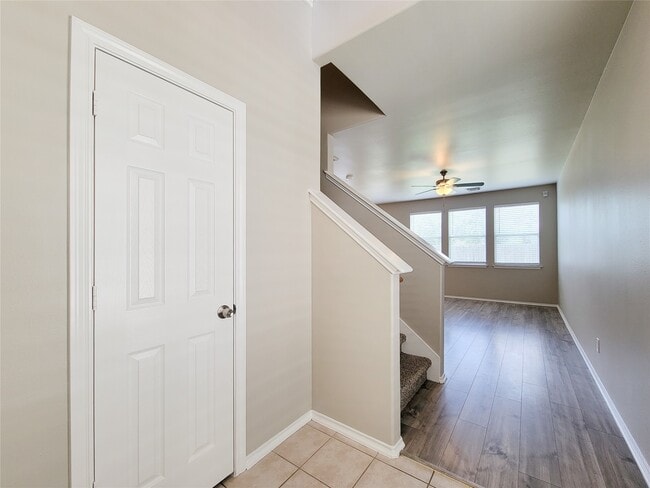 Photo - 3014 Loganberry Park Ln