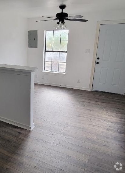 Building Photo - 303 W Richard Ave Unit 3 Rental
