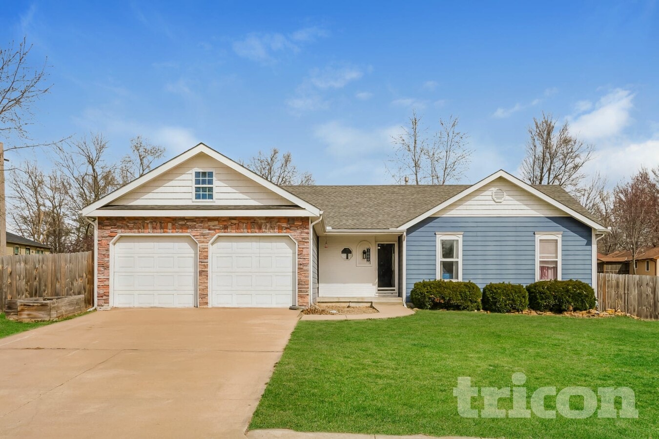 Photo - 1000 Oakwood St