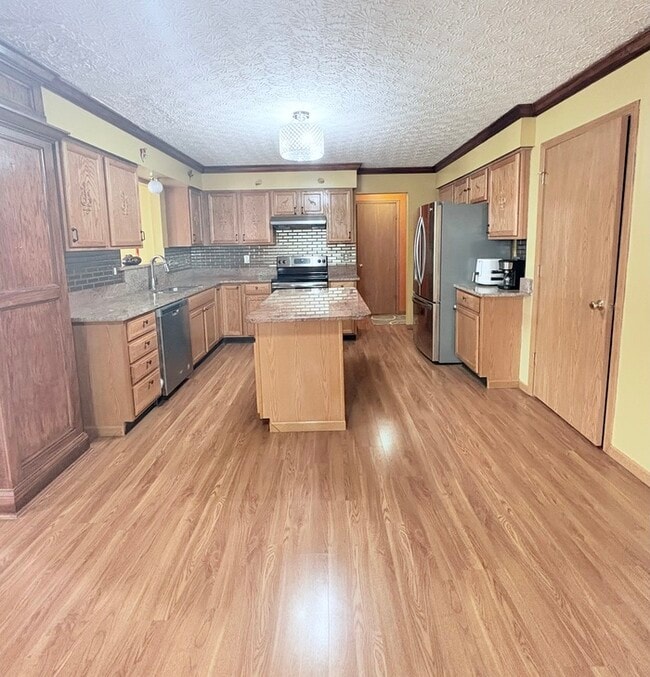 Photo - Furnished 4BR 2 BA Home w/ Covered Patio in Groveport!