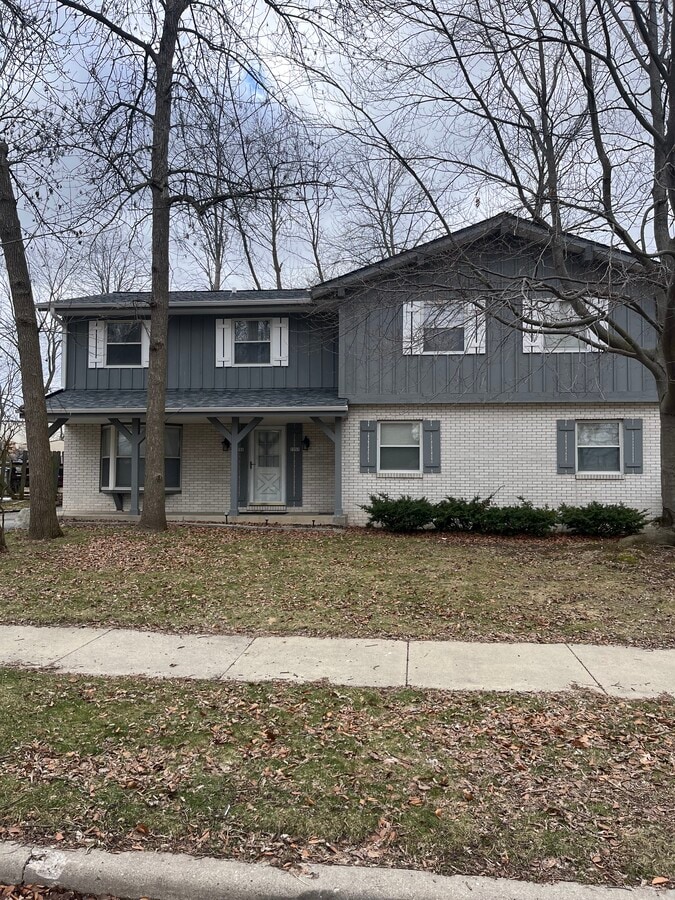Photo - 7757 N 80th St Townhome