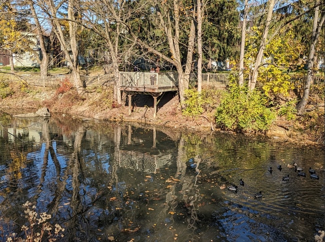 Weavertown Terrace
