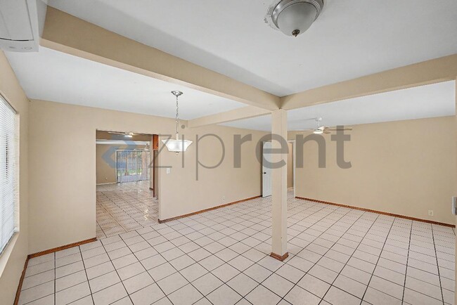 Photo - Unit