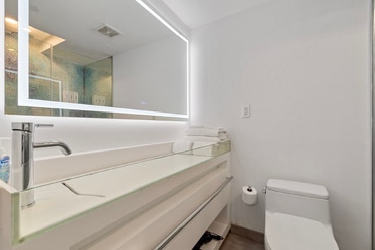 1100 West Ave Unit 517