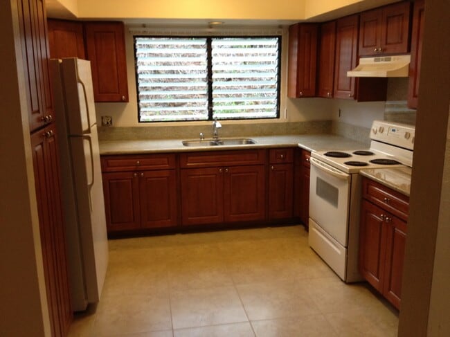 Kitchen - 1340 Ala Alii St Unit BB