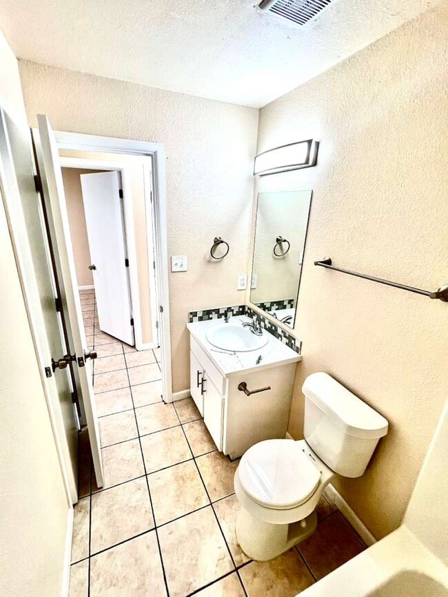 Alex Apartments