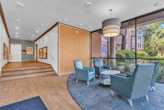 Photo - 470 N Civic Dr Unit 105