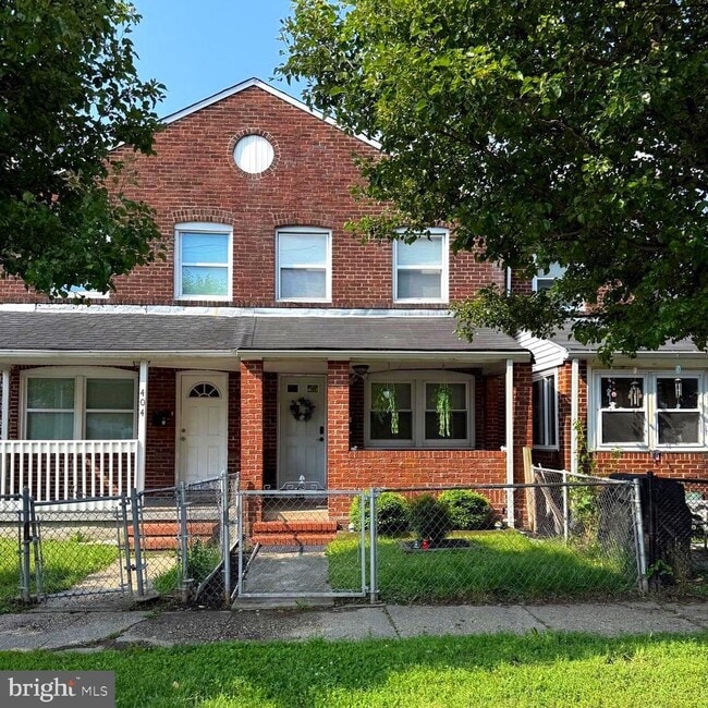 Photo - 402 Avondale Rd Townhome