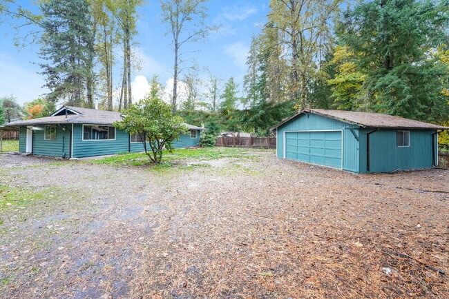 Photo - 6825 180th St SE