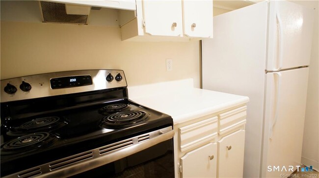 Photo - 37 Ferris Ave Unit 2