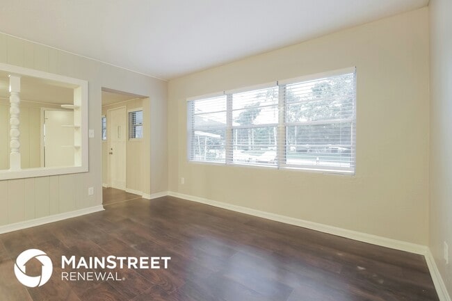 Building Photo - 1609 Pinewood Dr Rental
