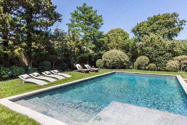 Photo - 2629 Montauk Hwy