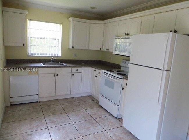 Photo - 3700 Riverside Dr