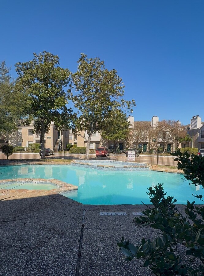 Photo - 14600 Fonmeadow Dr Unit 1200