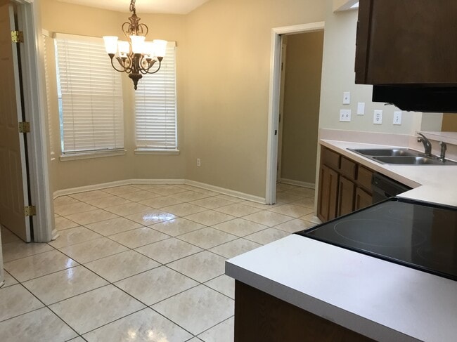 Photo - 1773 Chandelier Cir E