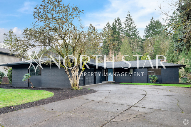 Building Photo - Modern Ranch Remodel on Lake Oswego Canal Rental