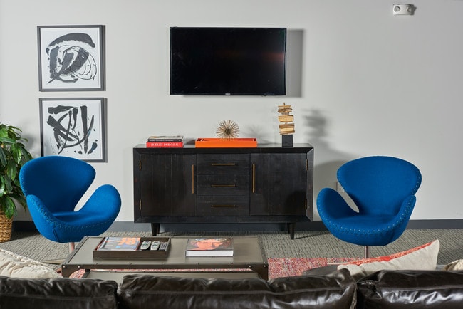 Photo - Belden Square