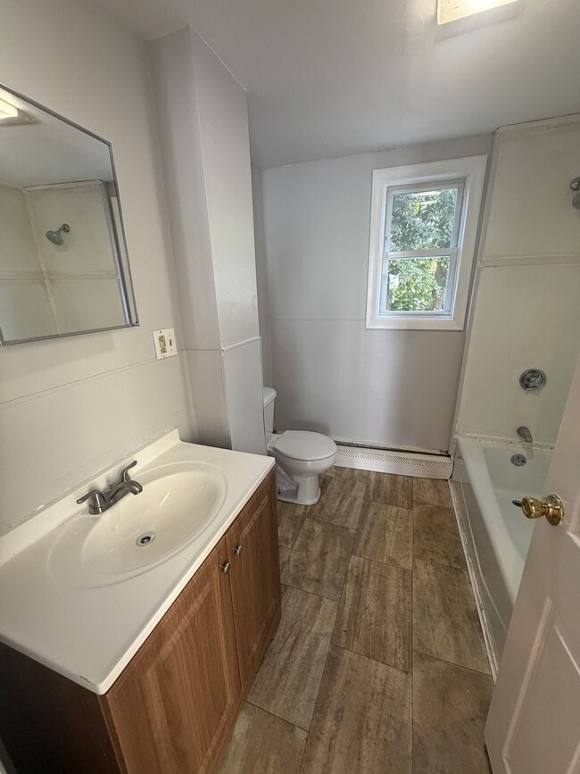 16 Viall St Unit 1