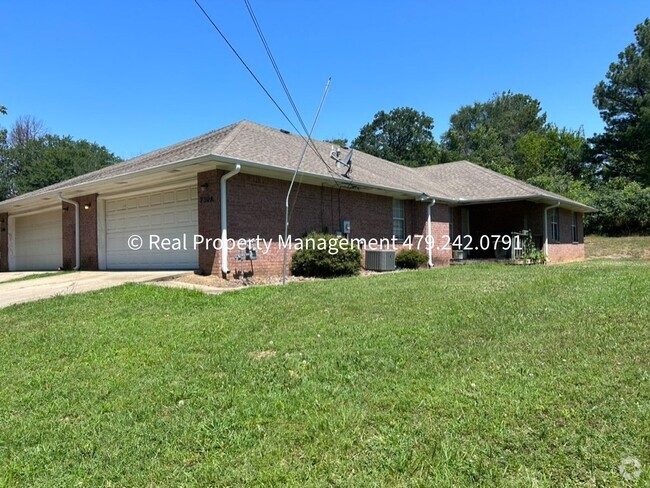 Building Photo - Greenwood Duplex! - 3 Bed 2 Bath w/ 2 car ... Rental