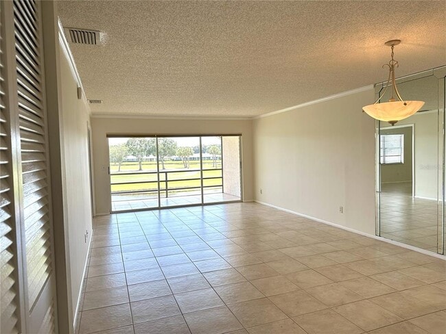 Photo - 7050 Fairway Bend Ln Unidad 266